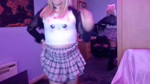 Snapshot of jessiessicaxx chatting on 02-11-25, 05:05 Jessiessicaxx online show from 02-11-25, 05:05