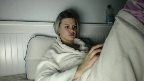 jessieryan online show from 02-10-26, 03:43