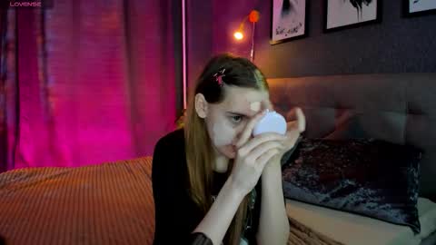 Jessie online show from 09-21-25, 07:43