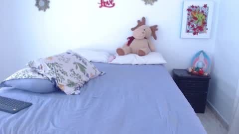 Snapshot of jessigomez chatting on 01-25-25, 04:46 JESSI GOMEZ online show from 01-25-25, 04:46
