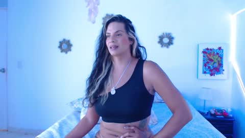Snapshot of jessigomez chatting on 10-16-25, 03:35 JESSI GOMEZ online show from 10-16-25, 03:35
