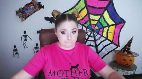 Jess online show from 10-28-25, 07:23