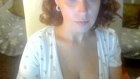 Snapshot of jessjess4you chatting on 09-20-25, 10:33 jessjess4you online show from 09-20-25, 10:33