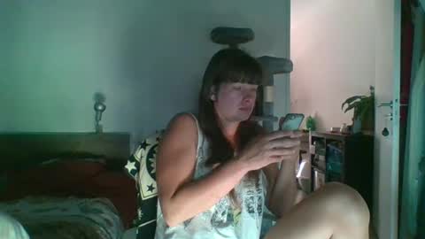 Snapshot of jesssijess chatting on 06-20-26, 09:01 JessiJess online show from 06-20-26, 09:01