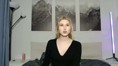 jessstonem online show from 12-28-24, 05:55