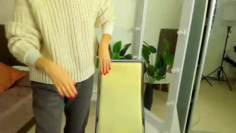 Polina online show from 12-20-25, 09:27