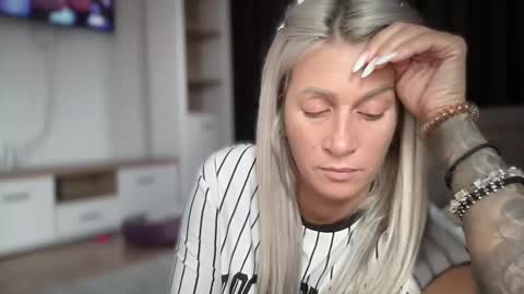 Jessye online show from 10-16-25, 10:05