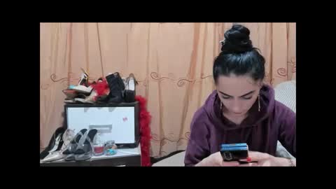 Snapshot of jessylonghair chatting on 06-08-26, 09:26 Jessylonghair online show from 06-08-26, 09:26