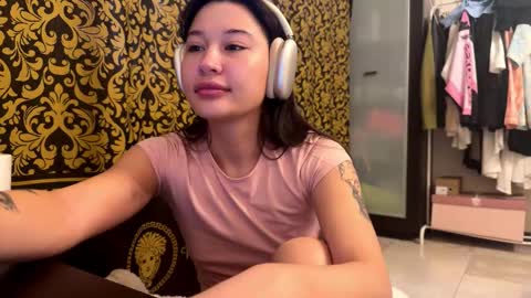 Lynn online show from 11-10-25, 07:18