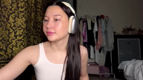 Lynn online show from 11-18-25, 06:40