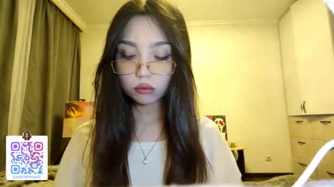 I am Gina ntmu Lets hit 10 Thumbs Up together online show from 01-10-26, 03:52