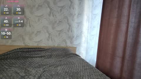 I am Gina ntmu Lets hit 10 Thumbs Up together online show from 04-02-26, 01:20