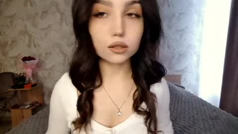 Snapshot of jettanicolay chatting on 05-02-26, 06:29 I am Gina ntmu Lets hit 10 Thumbs Up together online show from 05-02-26, 06:29