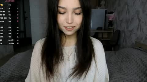 Snapshot of jettanicolay chatting on 05-14-26, 08:54 I am Gina ntmu Lets hit 10 Thumbs Up together online show from 05-14-26, 08:54