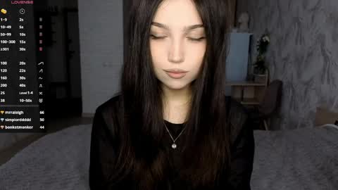 Snapshot of jettanicolay chatting on 05-16-26, 06:43 I am Gina ntmu Lets hit 10 Thumbs Up together online show from 05-16-26, 06:43