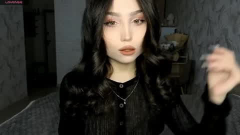 Snapshot of jettanicolay chatting on 05-24-26, 04:17 I am Gina ntmu Lets hit 10 Thumbs Up together online show from 05-24-26, 04:17