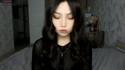 Snapshot of jettanicolay chatting on 05-25-26, 07:47 I am Gina ntmu Lets hit 10 Thumbs Up together online show from 05-25-26, 07:47