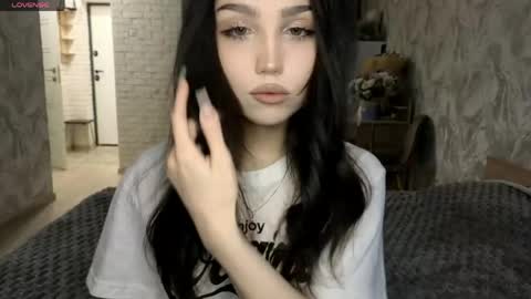 Snapshot of jettanicolay chatting on 05-30-26, 05:37 I am Gina ntmu Lets hit 10 Thumbs Up together online show from 05-30-26, 05:37