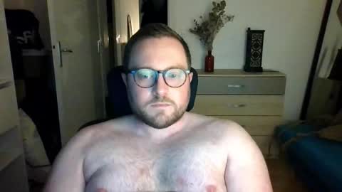 jeuneloup92 online show from 01-12-26, 05:29