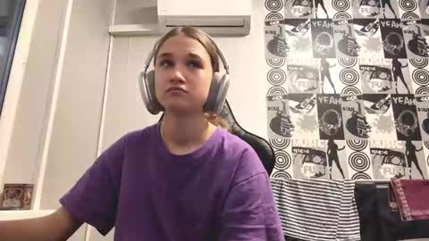 Helgi online show from 11-27-25, 01:13