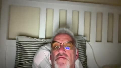 Snapshot of jewlronny chatting on 06-15-26, 02:30 jewlronny online show from 06-15-26, 02:30