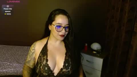 Snapshot of jey_love1 chatting on 07-18-26, 03:33 jey online show from 07-18-26, 03:33