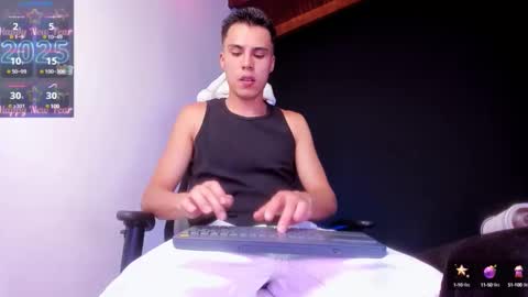 Snapshot of jeyden_camilo chatting on 01-10-25, 10:04 Jeyden Camilo online show from 01-10-25, 10:04
