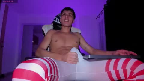 Jeyden Camilo online show from 11-06-25, 12:44