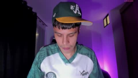 Jeyden Camilo online show from 12-19-25, 11:01