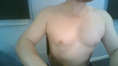 Snapshot of jezz045 chatting on 05-26-26, 11:45 jezz045 online show from 05-26-26, 11:45