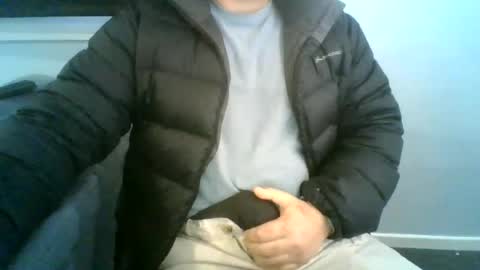 Snapshot of jezz045 chatting on 06-22-26, 11:13 jezz045 online show from 06-22-26, 11:13