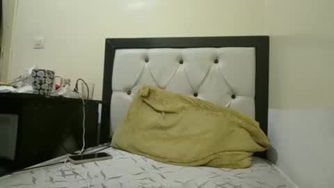 HotArabGuy24 online show from 03-02-26, 01:41