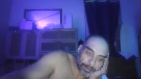 Snapshot of jglarsbel chatting on 05-13-26, 06:27 jglarsbel online show from 05-13-26, 06:27