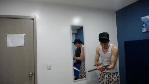 Jheampiero online show from 10-17-25, 02:41