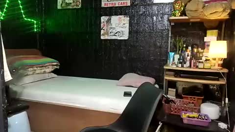 jherry26 online show from 01-02-25, 09:43