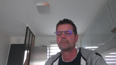 jhmec44000 online show from 04-22-26, 11:56