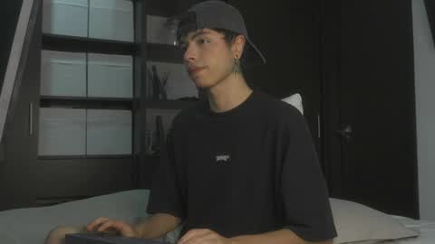 Snapshot of jhn_morghan chatting on 02-25-25, 06:14 Morghan online show from 02-25-25, 06:14