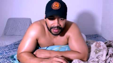 En moreno online show from 11-11-25, 10:43