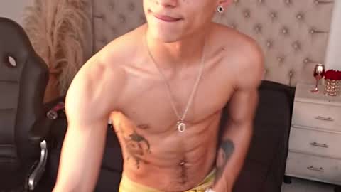 jhoanleandro online show from 03-10-26, 06:07