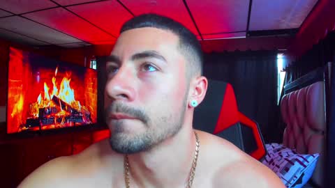 Jhojan Strong  online show from 01-17-25, 08:44