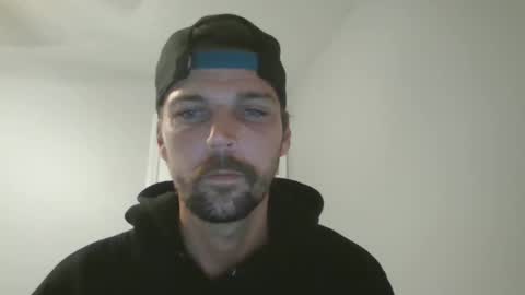 Snapshot of jholls chatting on 02-26-25, 02:15 jholls online show from 02-26-25, 02:15