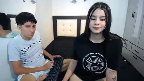 Jhon and nicolle online show from 11-18-25, 04:06