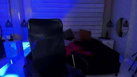 John Bear.... online show from 03-23-26, 11:25