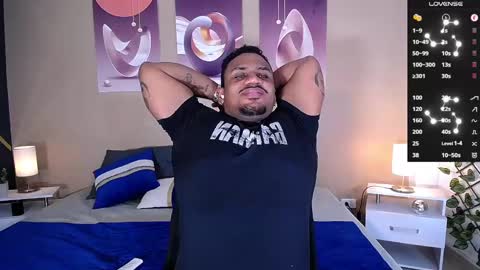 Snapshot of jhonblacke chatting on 12-12-24, 10:20 jhon online show from 12-12-24, 10:20
