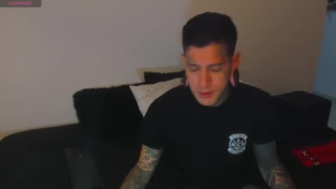 Snapshot of jhonny_ackerman chatting on 10-14-25, 02:45 jhonny_ackerman online show from 10-14-25, 02:45