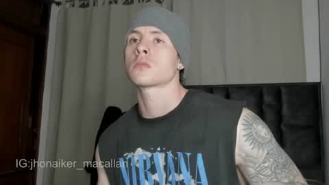 Snapshot of jhonny_macallan chatting on 06-12-26, 03:49 Jhonaiker online show from 06-12-26, 03:49