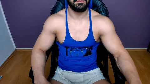 Snapshot of jhonnyboy007 chatting on 12-25-24, 05:05 Black Diamond online show from 12-25-24, 05:05