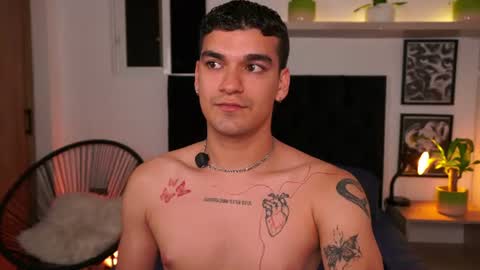 Jhonny  online show from 06-11-26, 01:27