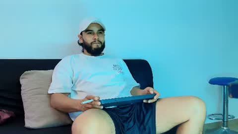 Snapshot of jhony_dick_ chatting on 06-16-26, 06:16 Jhony online show from 06-16-26, 06:16