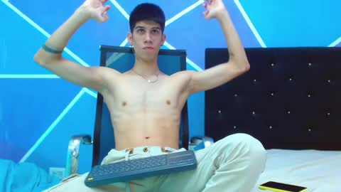 Snapshot of jhony_sex3 chatting on 02-18-25, 04:58 jhony_sex3 online show from 02-18-25, 04:58
